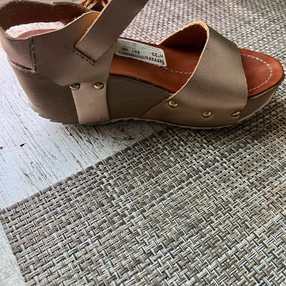 Women’s wedges - Picture 3 of 6